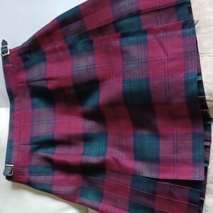 House of Ireland Irish Red & Green tartan kilt skirt, 100% wool